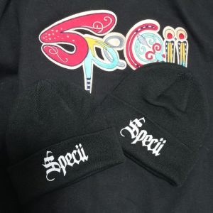 Specii – Căciulă (neagră, broderie)