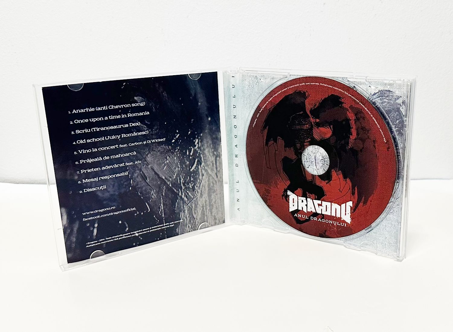Dragonu AKA 47 - Anul Dragonului (2014) (sticker + CD gratuit) - imagine 4