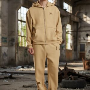 Specii – Street Outfit (pantaloni + hanorac, bej/ negru)